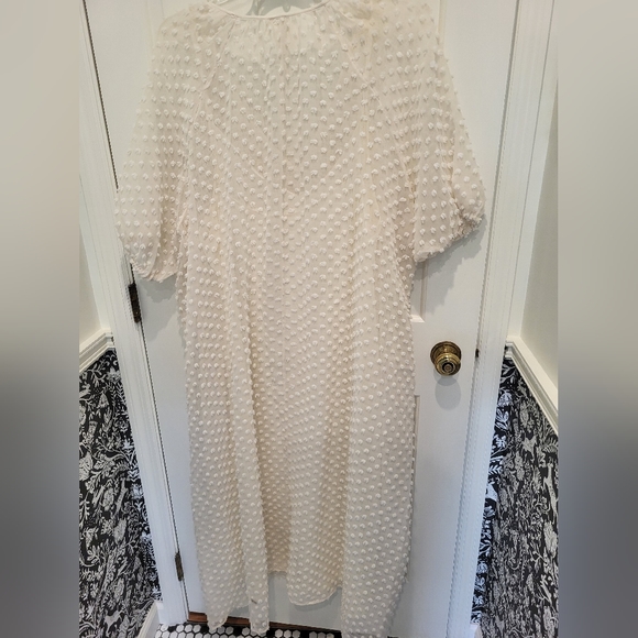 H&M ivory maxi dress - Picture 2 of 4